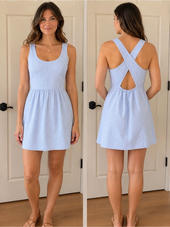 Vineyard Vines Dresses & Skirts - Vineyard Vines Seersucker Blue & White Striped Dress